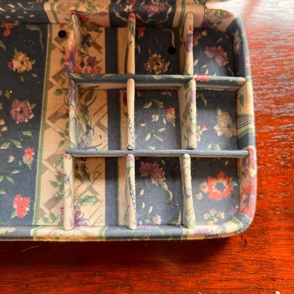 Vintage fabric jewelry box mirror inside. Travel jewelry box